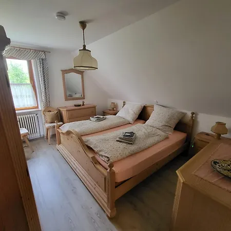 Appartamento Grosse Ruhige In Segringen, Dachterasse, Fernblick Vom Grundstueck Dinkelsbühl