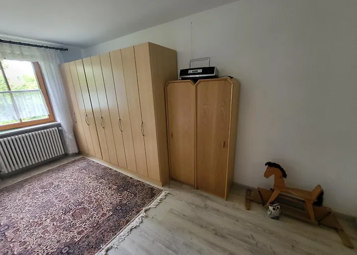 Grosse Ruhige In Segringen, Dachterasse, Fernblick Vom Grundstueck 아파트 딘클스버